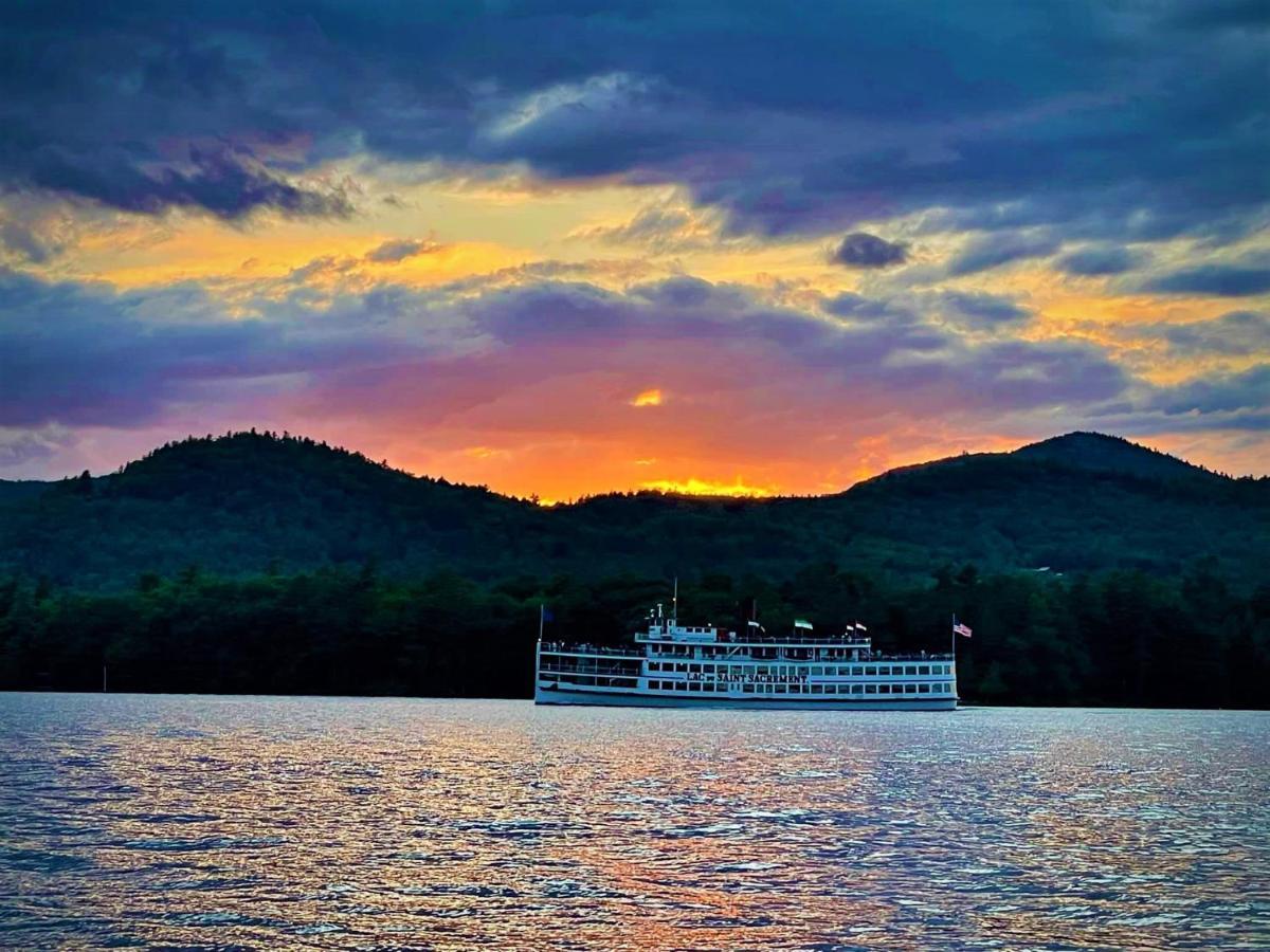 Highlands Castle Overlooking Lake George Plus 2 Other Castles & Suites Bolton Landing Exterior photo