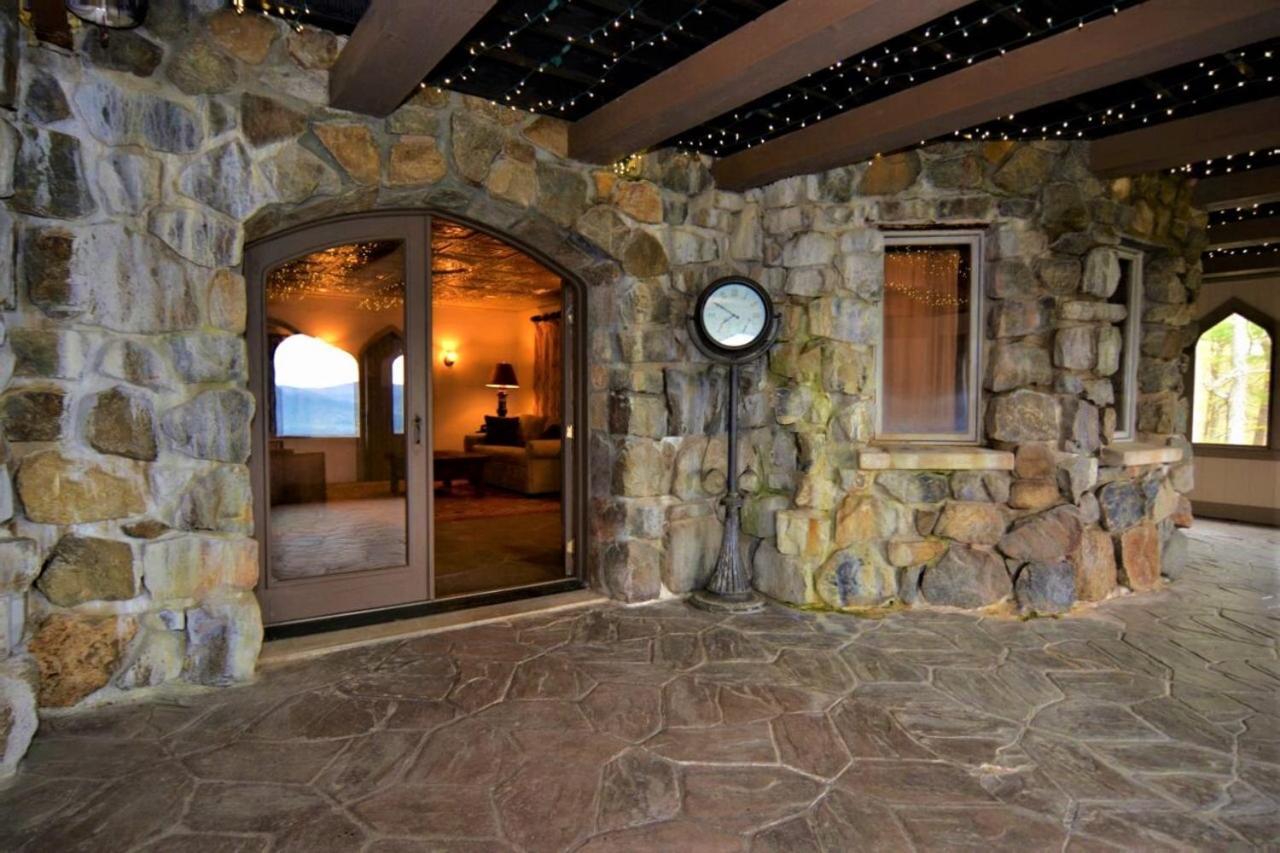 Highlands Castle Overlooking Lake George Plus 2 Other Castles & Suites Bolton Landing Exterior photo