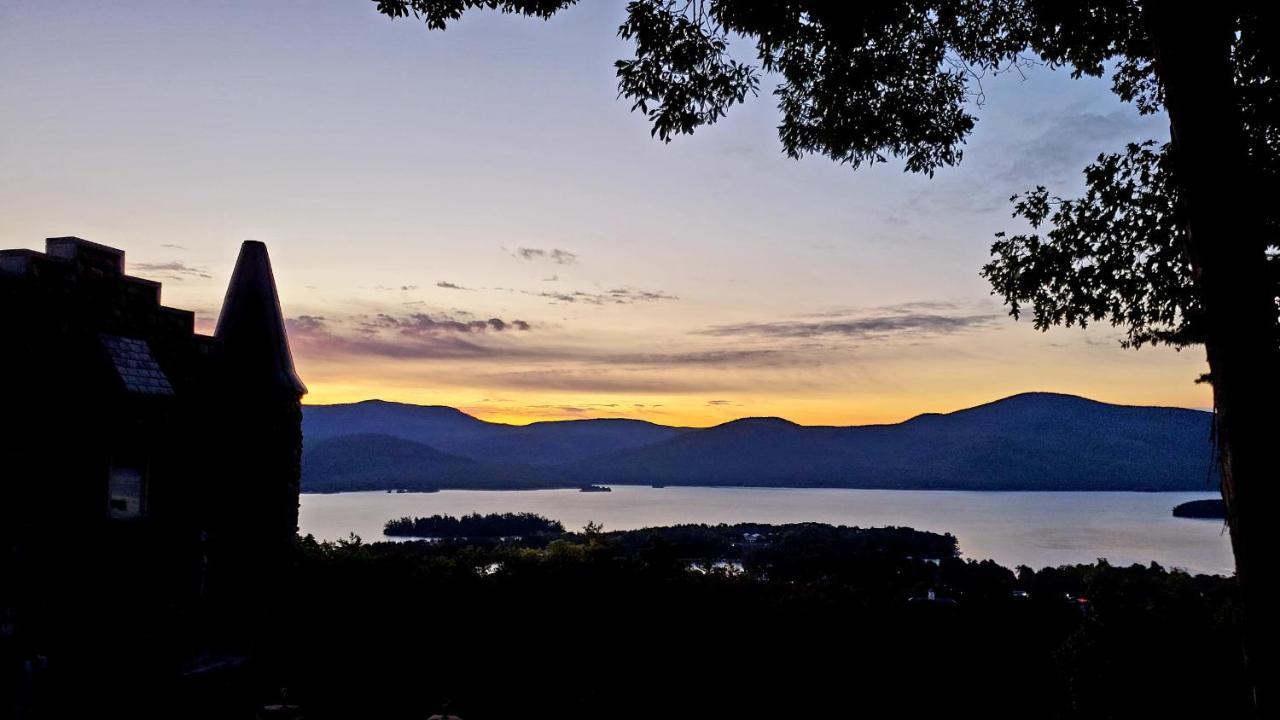 Highlands Castle Overlooking Lake George Plus 2 Other Castles & Suites Bolton Landing Exterior photo